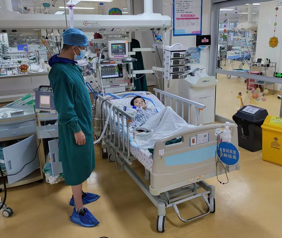 井冈山市跨省救护车出租公司